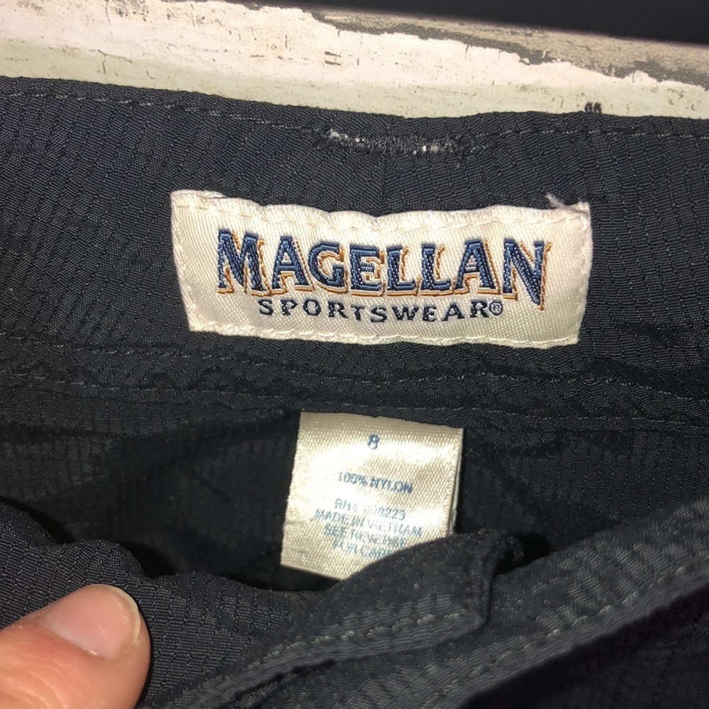 Magellan sportswear size 8 black and blue outdoors tactical pants travel outdoor - Picture 5 of 6